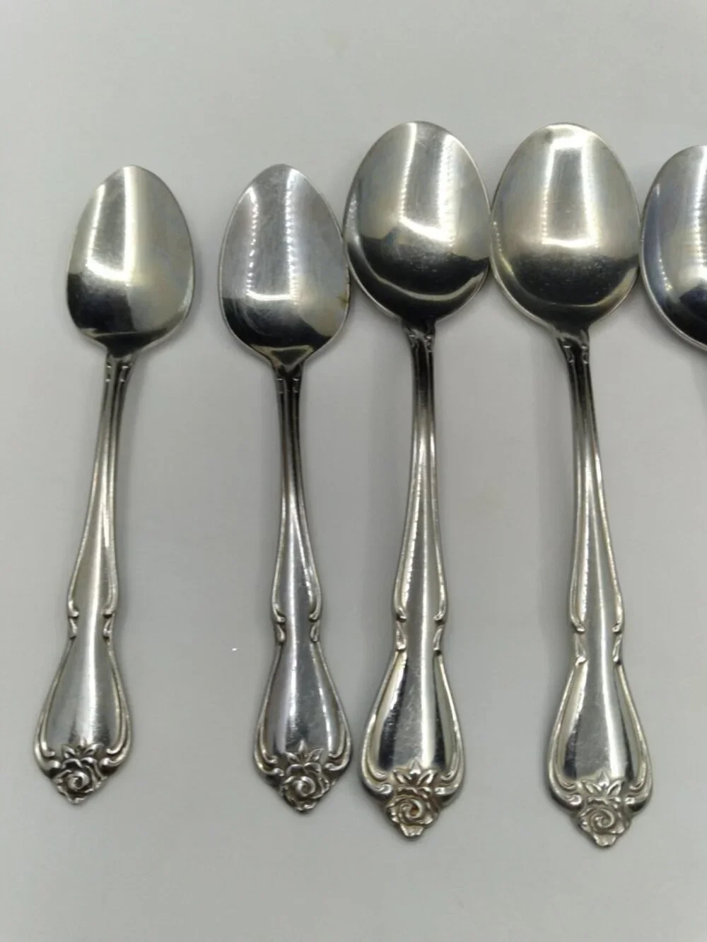 Set 11 Rogers 1881 Oneida Arbor Rose pattern small Forks and spoons teaspoons